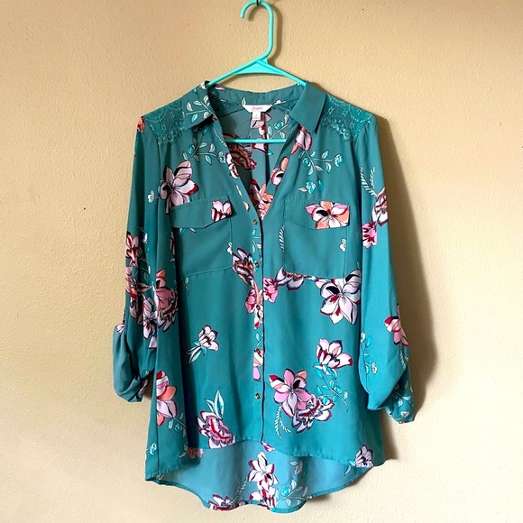 Candie's Tops - Bundle of 2 floral blouses